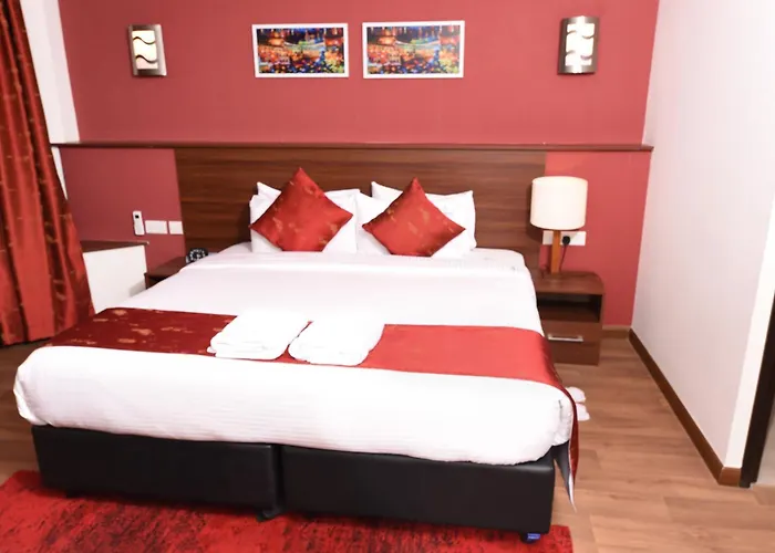 The Crossroads Hotel, Westlands
