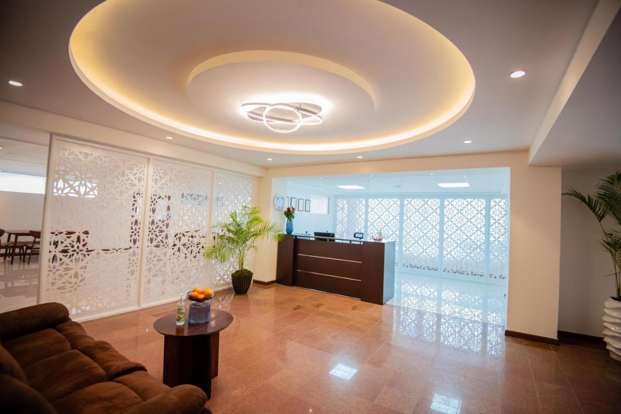 Отель The Crossroads Hotel, Westlands