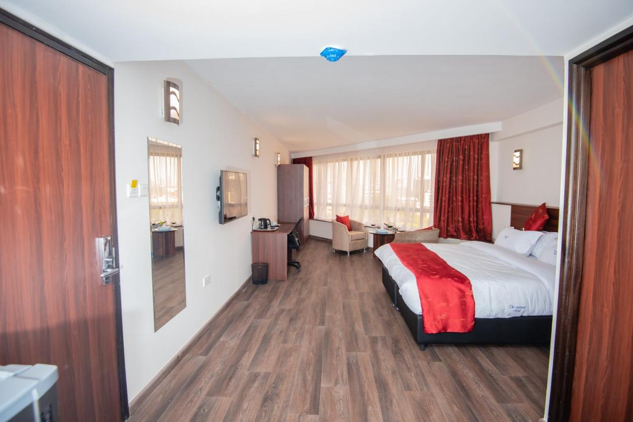 The Crossroads Hotel, Westlands 3* Найроби